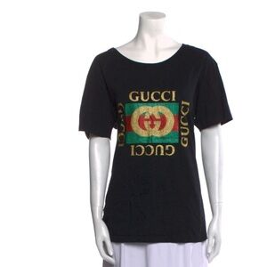 Gucci
Graphic Print Scoop Neck T-Shirt
Size: S
